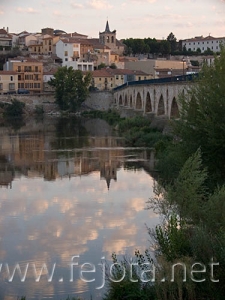 Nombre del archivo=060823_004.jpg
Tamaño del archivo=76Kb
Dimensiones=375x500
Fecha añadida=03 de Noviembre de 11 060823_004.jpg