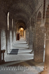 Nombre del archivo=061031_032.jpg
Tamaño del archivo=59Kb
Dimensiones=332x500
Fecha añadida=13 de Noviembre de 11 061031_032.jpg