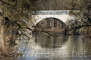 Nombre del archivo=061130_016.jpg
Tamaño del archivo=84Kb
Dimensiones=500x333
Fecha añadida=13 de Noviembre de 11 061130_016.jpg