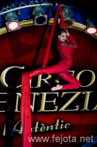 Nombre del archivo=090419_042.jpg
Tamaño del archivo=133Kb
Dimensiones=333x500
Fecha añadida=18 de Enero de 13 090419_042.jpg