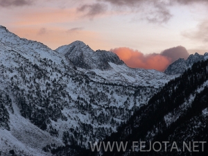 Nombre del archivo=101103_080.jpg
Tamaño del archivo=167Kb
Dimensiones=500x375
Fecha añadida=15 de Noviembre de 11 101103_080.jpg