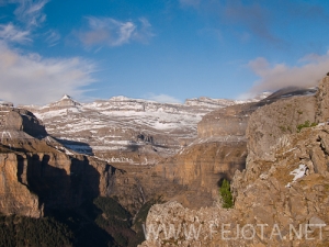 Nombre del archivo=101106_129.jpg
Tamaño del archivo=180Kb
Dimensiones=500x375
Fecha añadida=15 de Noviembre de 11 101106_129.jpg