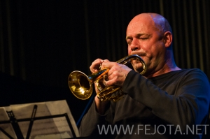 Nombre del archivo=110311_116.jpg
Tamaño del archivo=155Kb
Dimensiones=500x332
Fecha añadida=17 de Noviembre de 11 110311_116.jpg