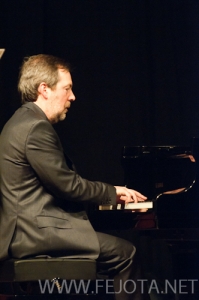 Nombre del archivo=110311_131.jpg
Tamaño del archivo=144Kb
Dimensiones=332x500
Fecha añadida=17 de Noviembre de 11 110311_131.jpg