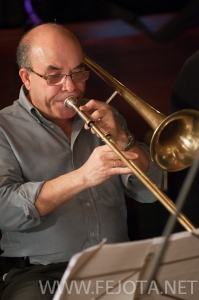 Nombre del archivo=110322_080.jpg
Tamaño del archivo=150Kb
Dimensiones=399x600
Fecha añadida=17 de Noviembre de 11 110322_080.jpg